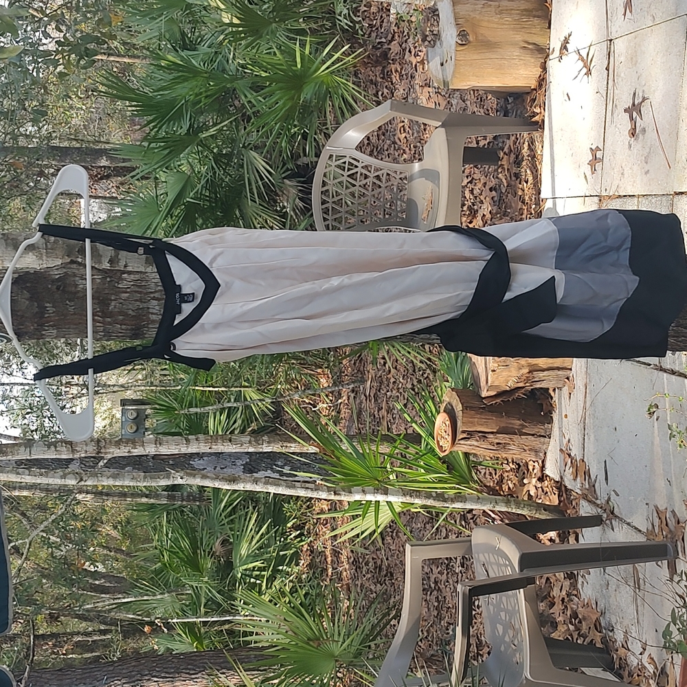 Pleated bust adjustable straps